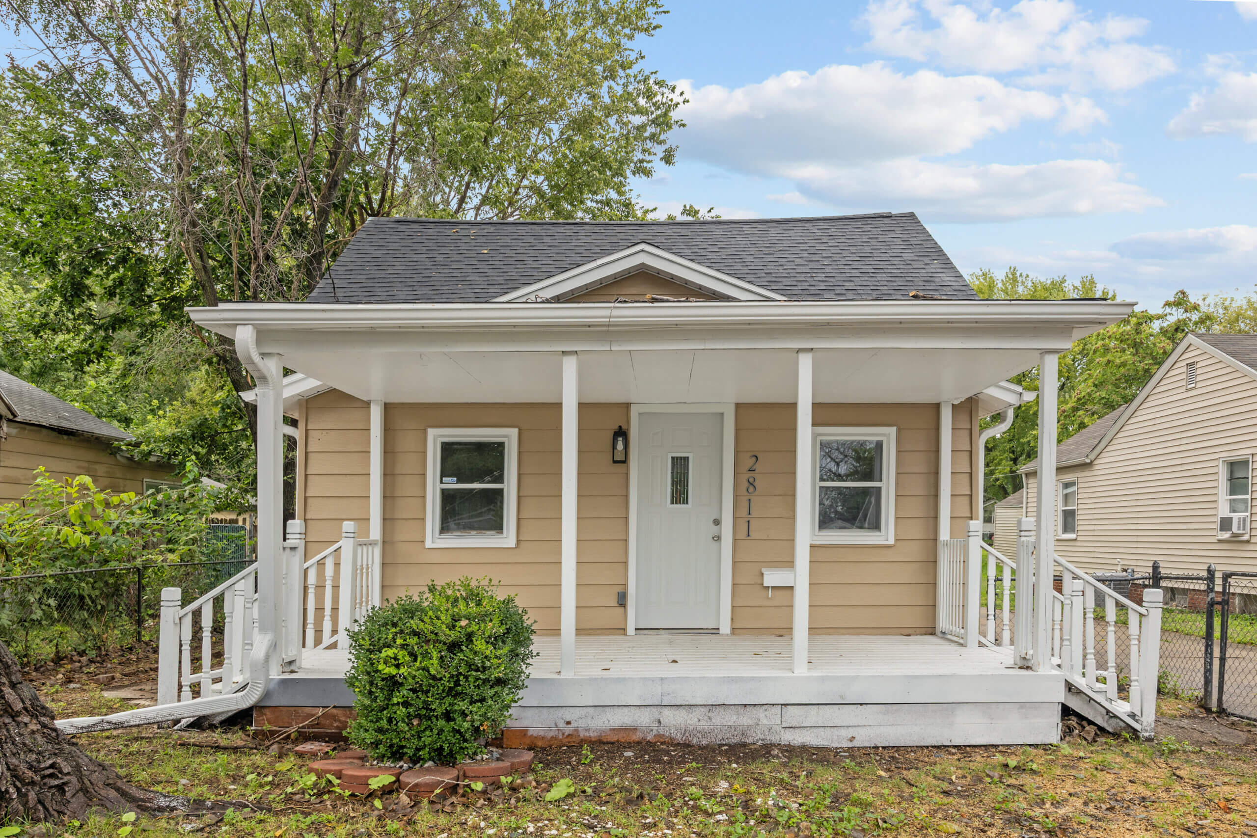 1st street Exterior